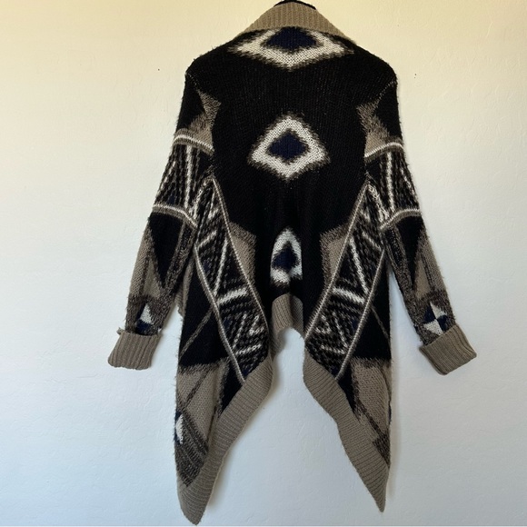 Jack Black and Gray Knit Cardigan - Picture 1 of 4